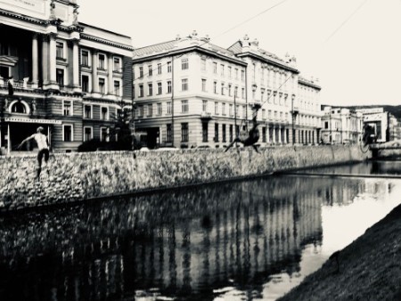 169 How to cross "Miljacka river"